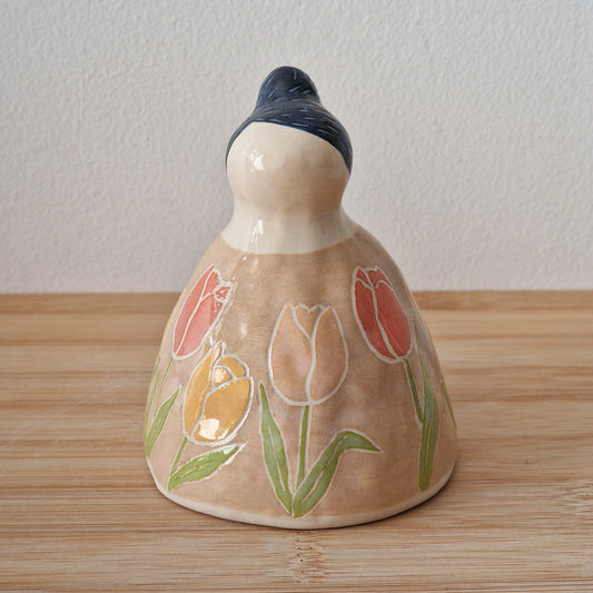 Mamori Tulipe – Renouveau | Figurine en céramique artisanale